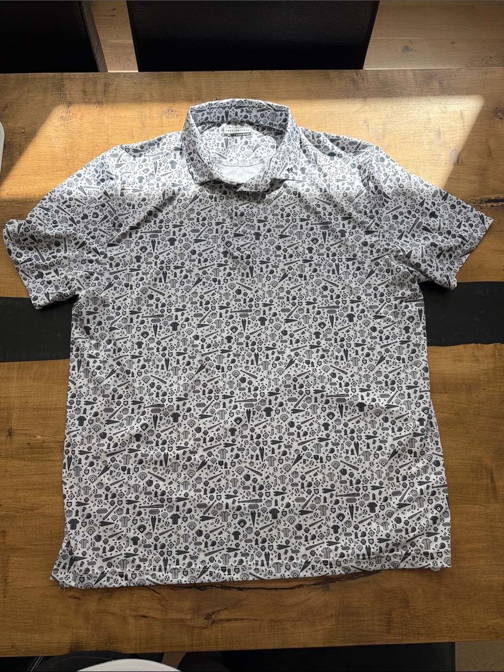 Men's White Short-Sleeve Printed Shirt